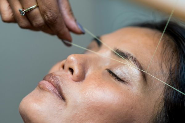 Top solutions pour éliminer les poils indésirables du visage